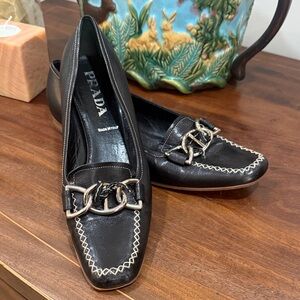 Prada Black Leather Chain Loafers – Size 40 – Made in Italy